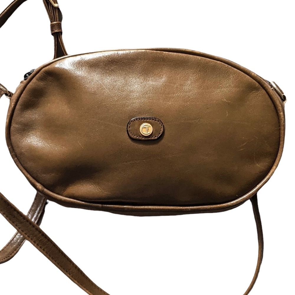 bag olive leather small cross-body Italy vintage oval shape minimalist classic
